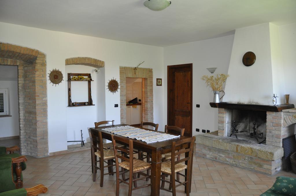 Fattoria Di Rigone Villa Coltavolino Стая снимка